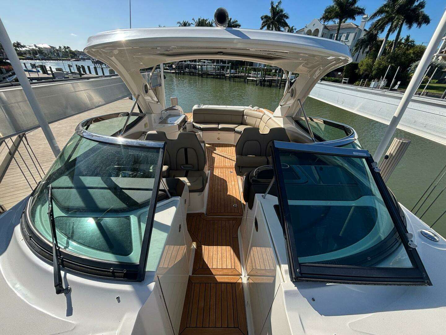 2016 Sea Ray 350 SLX - Image 20
