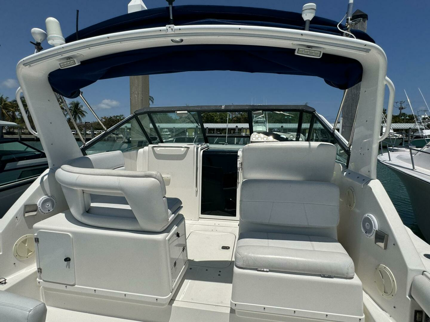 2000 Tiara Yachts 3100 Open - Image 46