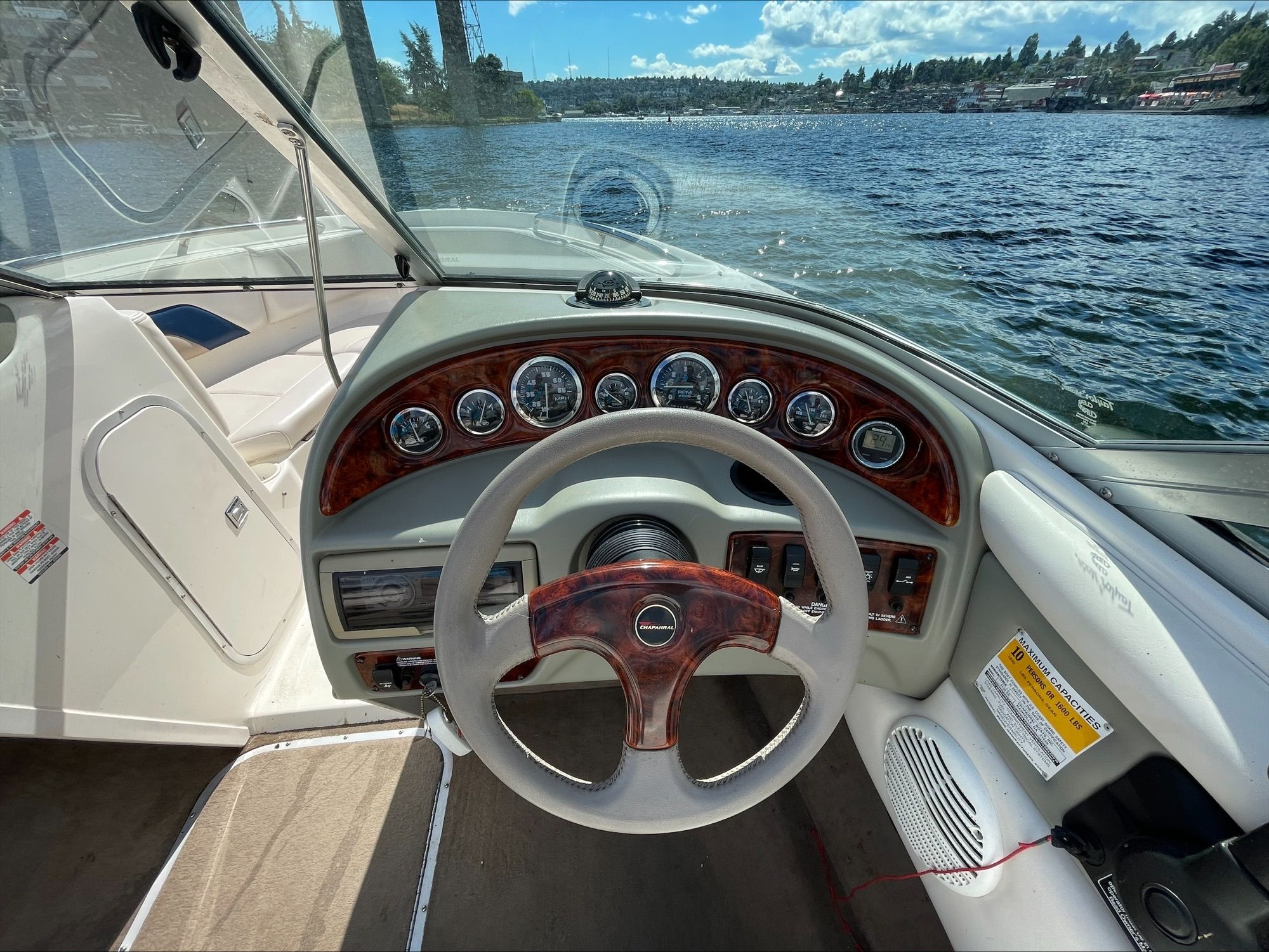 1998 Chaparral 2130 SS - 16