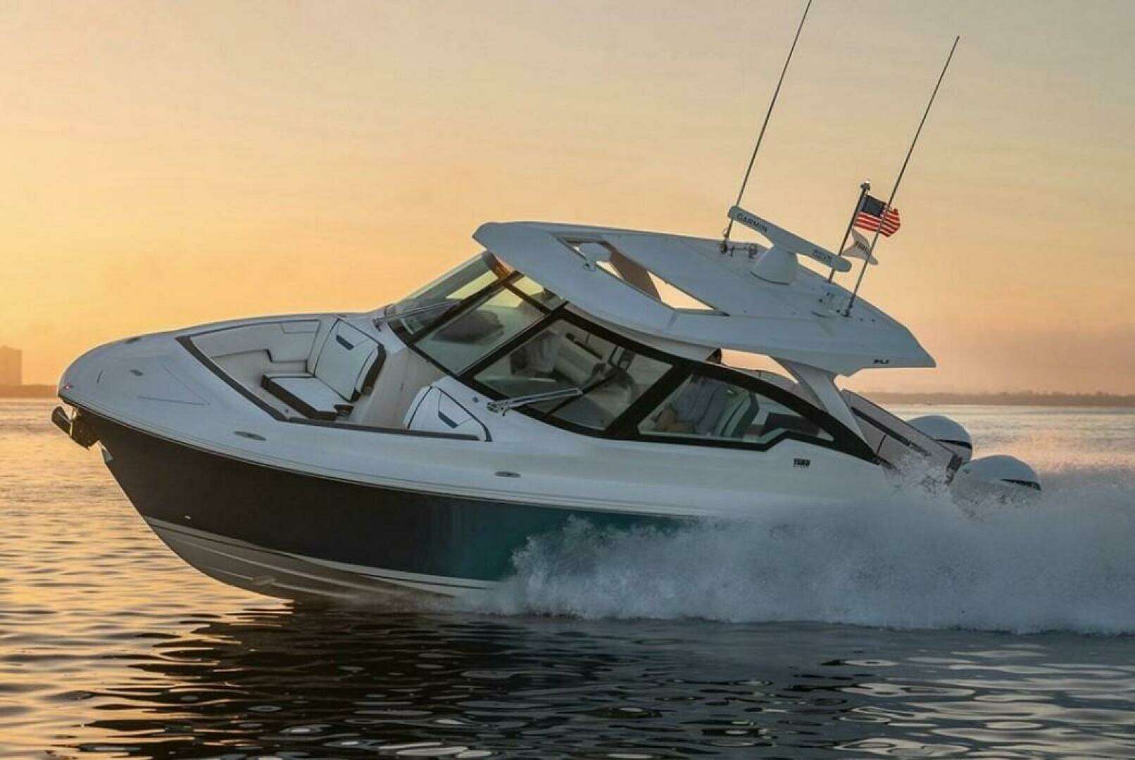 2019 Tiara Yachts 34LX - Image 43