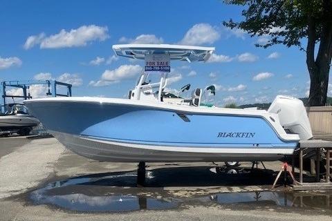 2024 Blackfin 222 CC