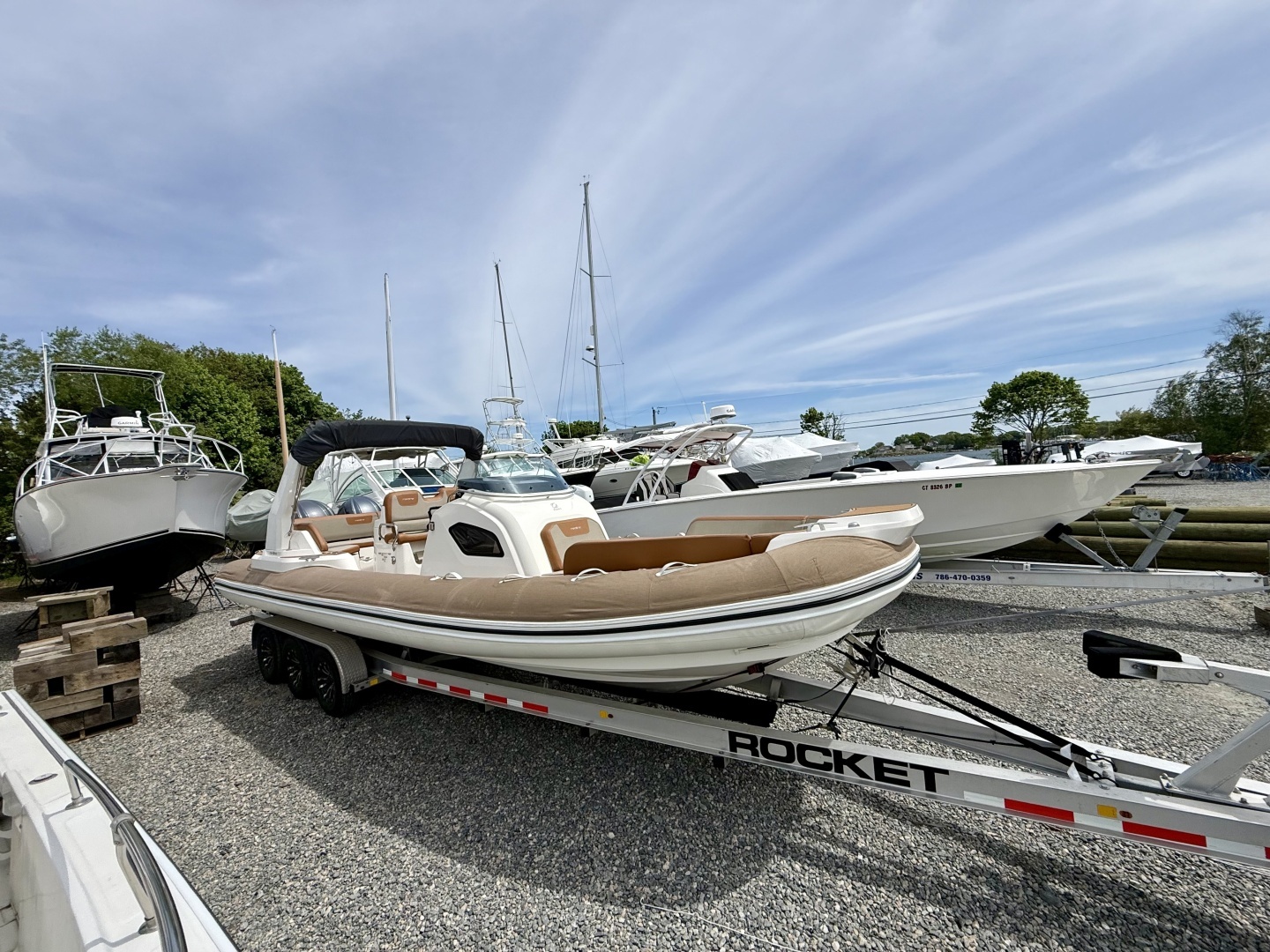 2024 Zodiac Medline 9 - Image 2