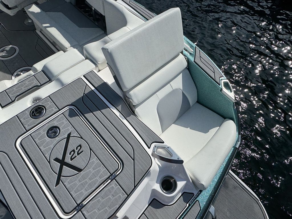2024 MasterCraft X22 - 8