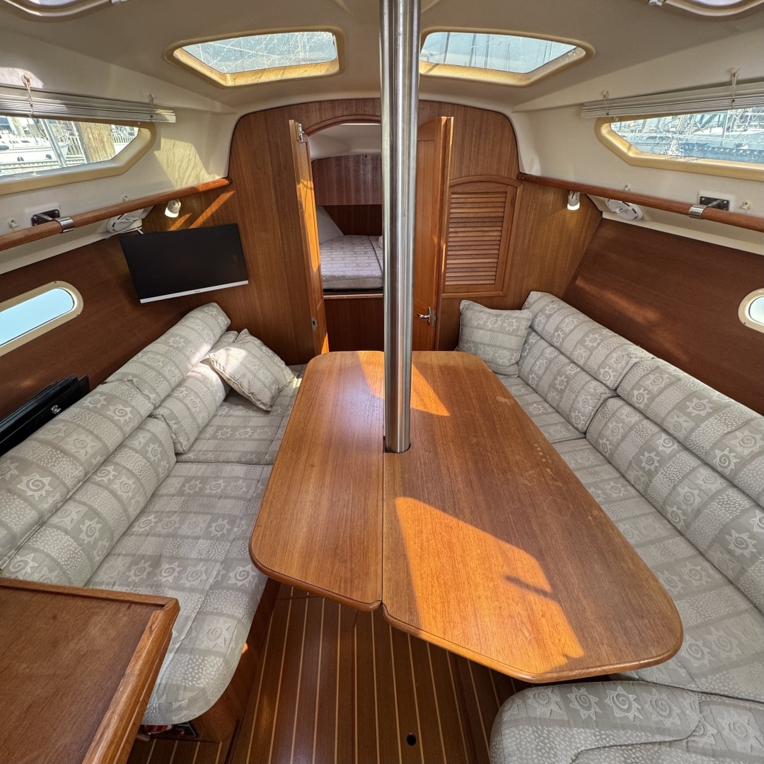 2002 Hunter 326 - Image 51