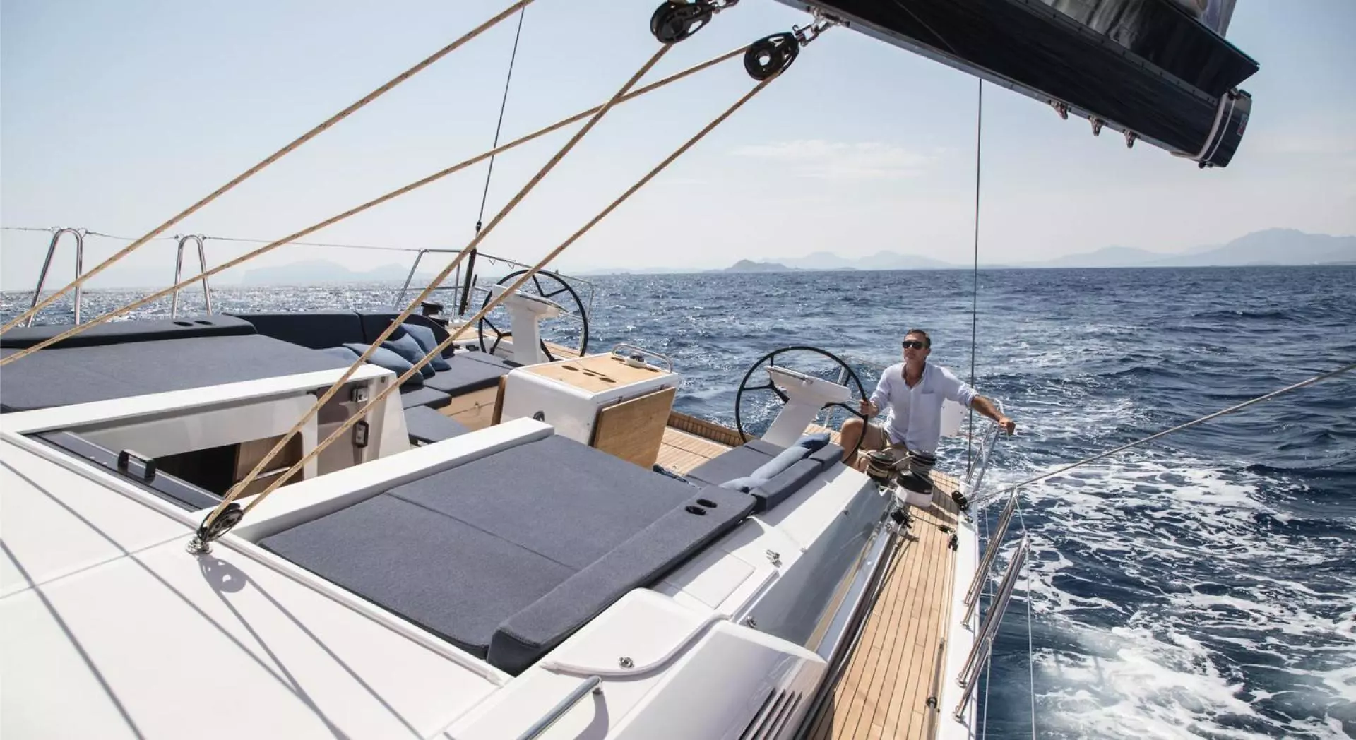 2024 Beneteau Oceanis 51.1 - Image 8