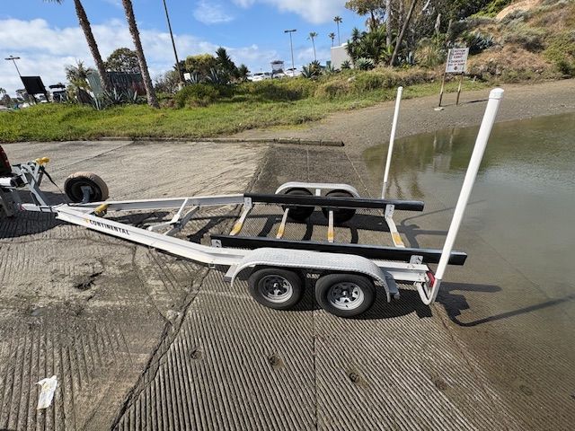 2008 Edgewater 228CC - 18