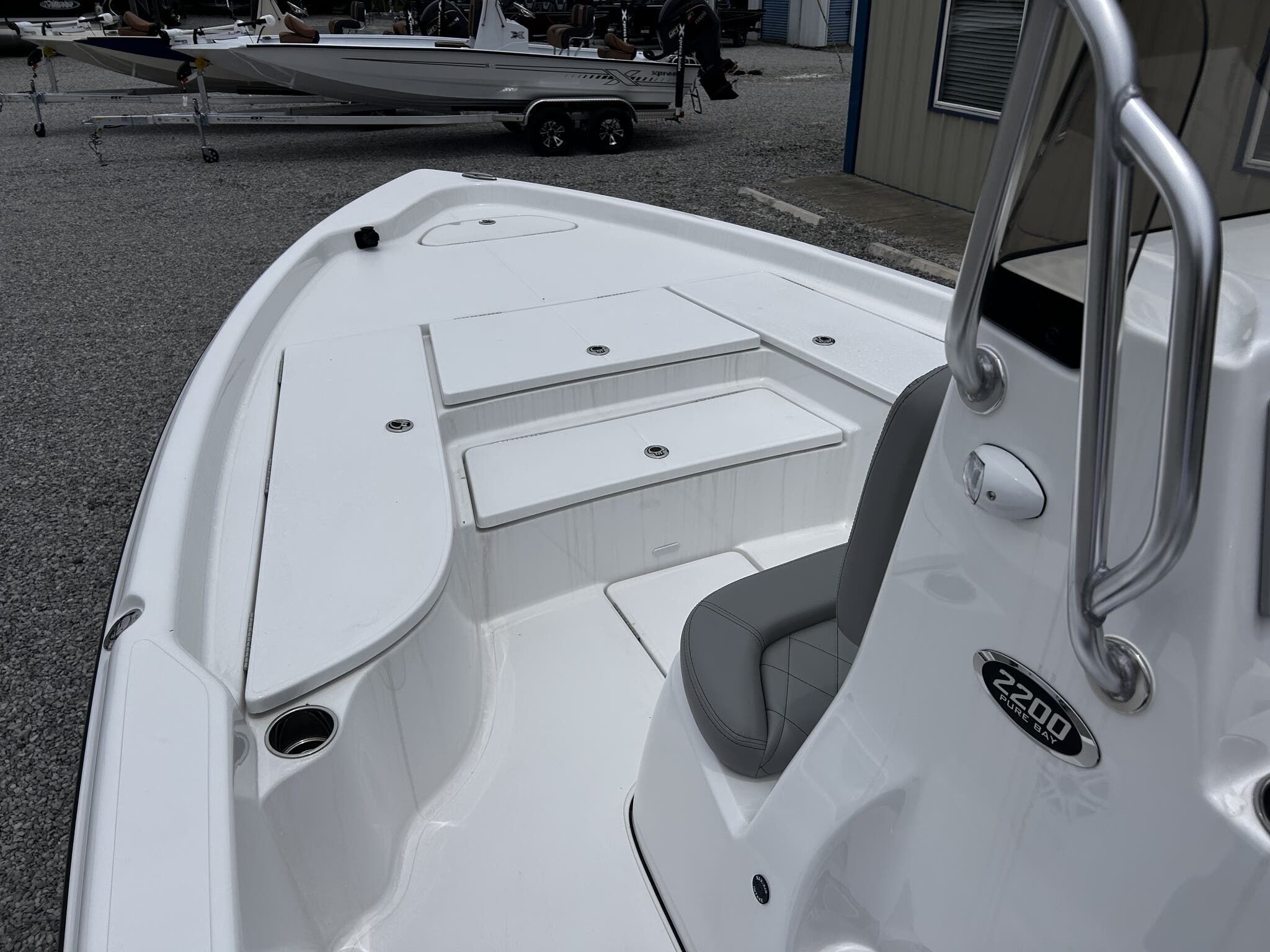 2026 Blazer Bay 2200 - 10
