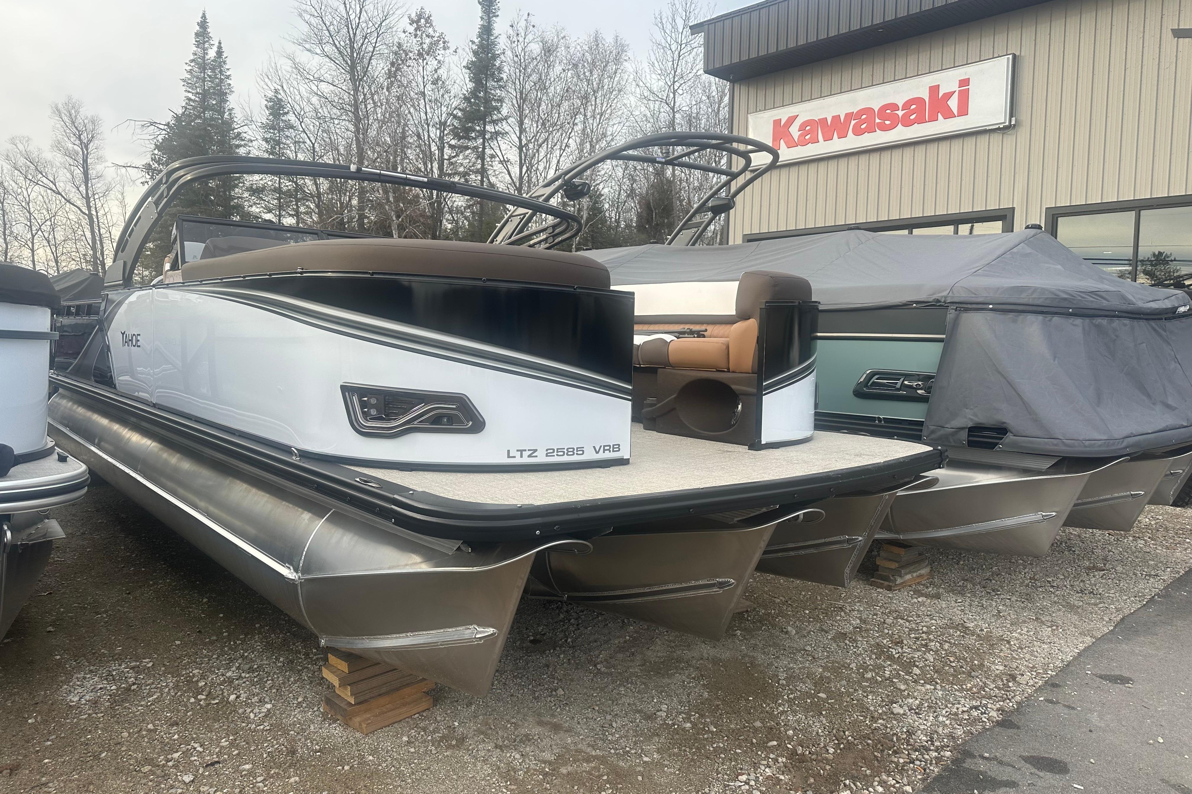 2026 Tahoe Pontoon LTZ