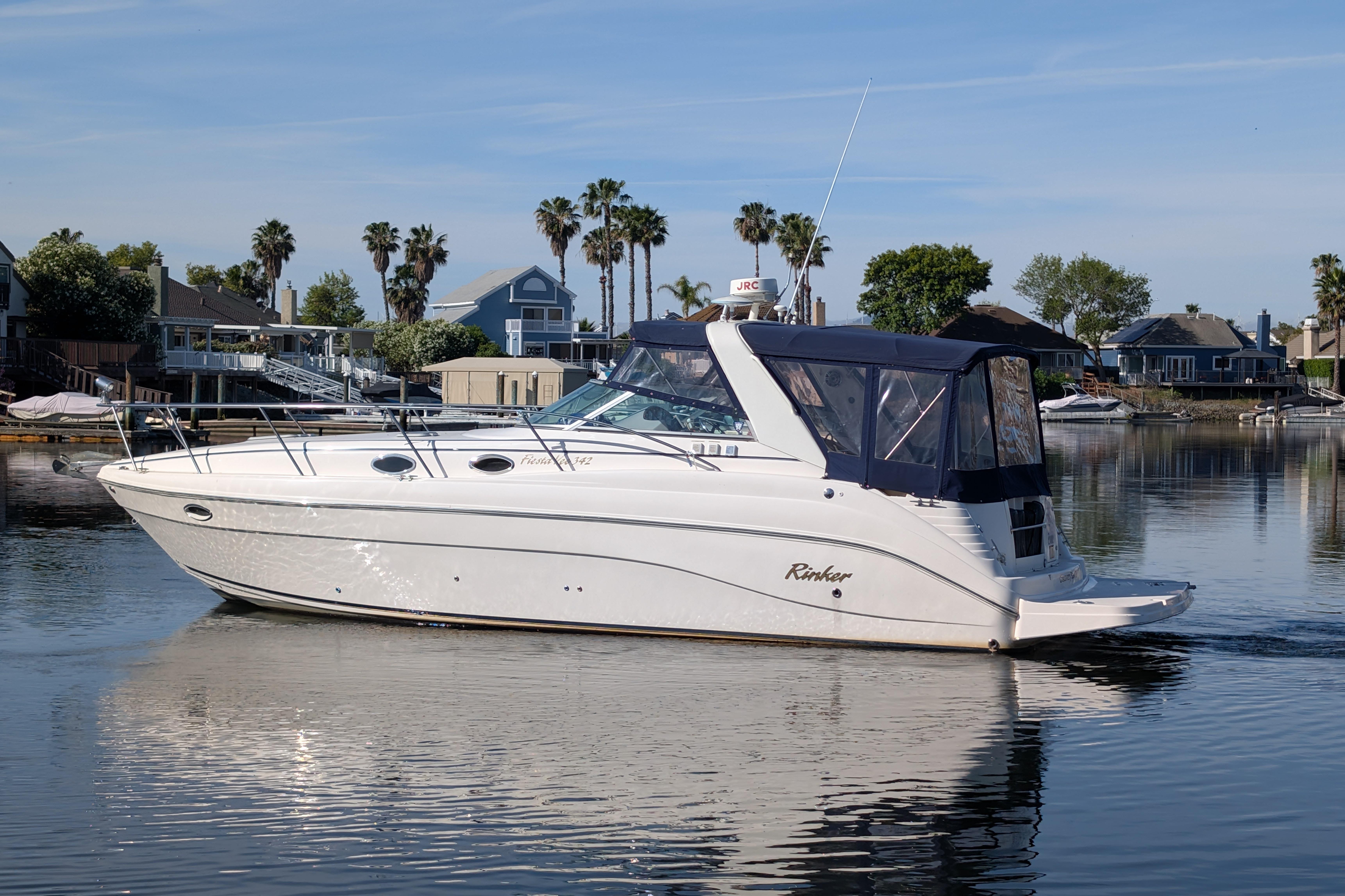 2003 Rinker Fiesta Vee 342