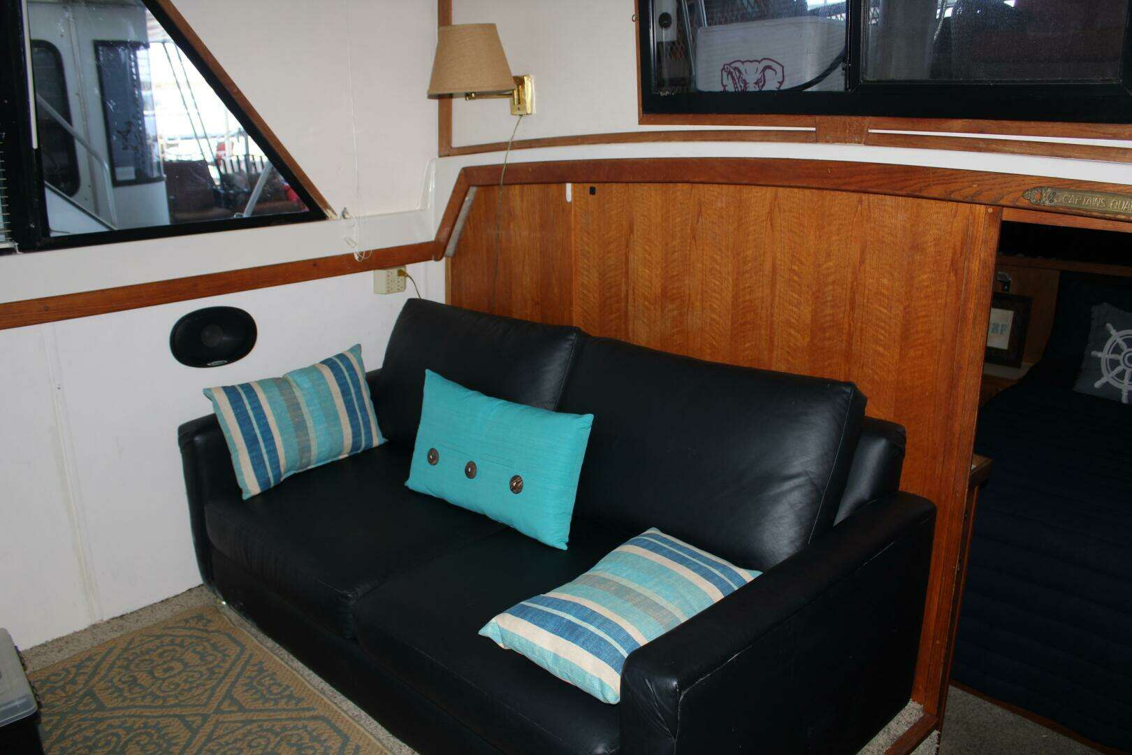 1986 Mainship 40' Double Cabin - Image 10