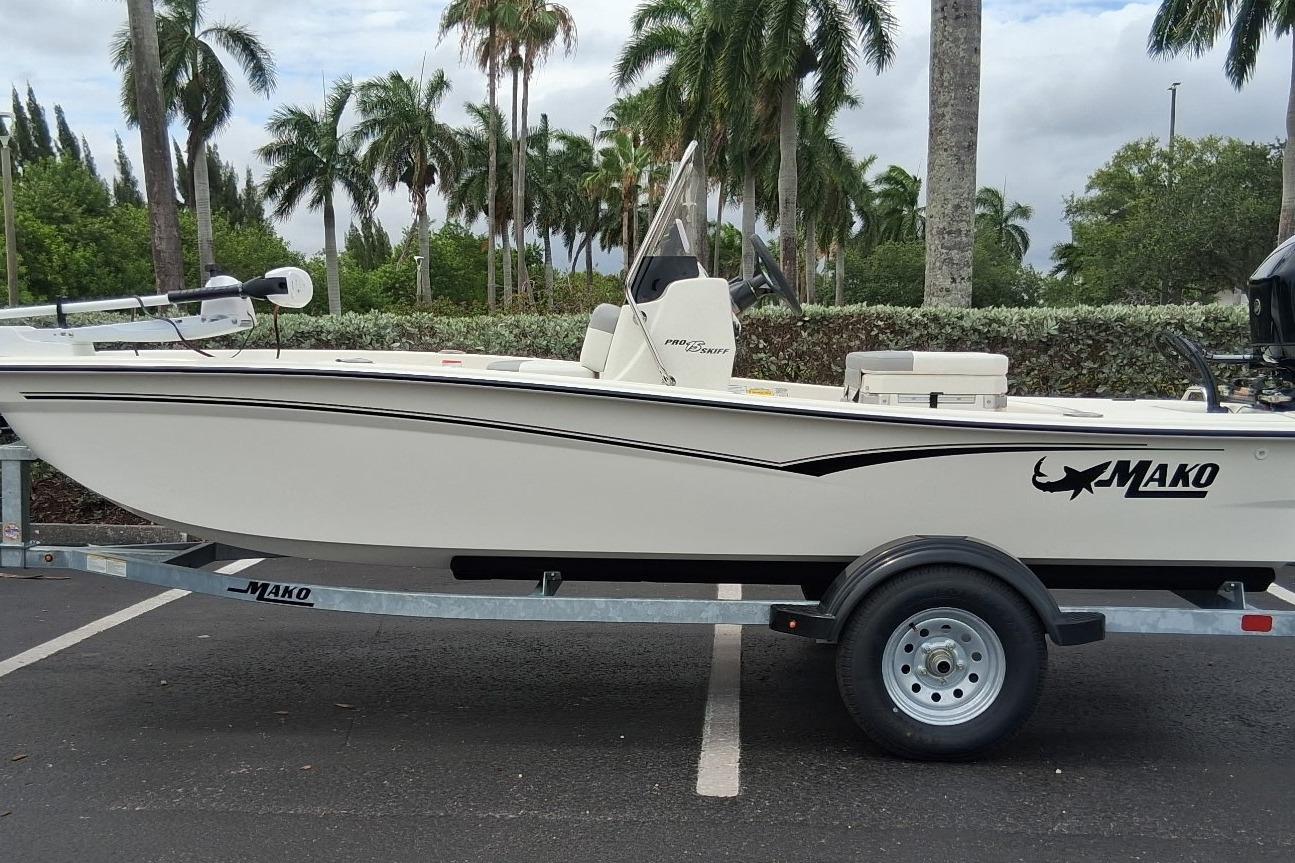 2026 Mako Pro Skiff 15 CC