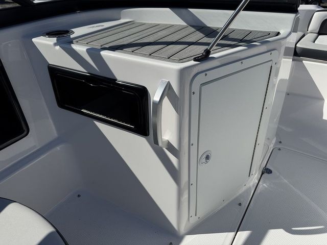 2026 Yamaha Boats SX195 - 11