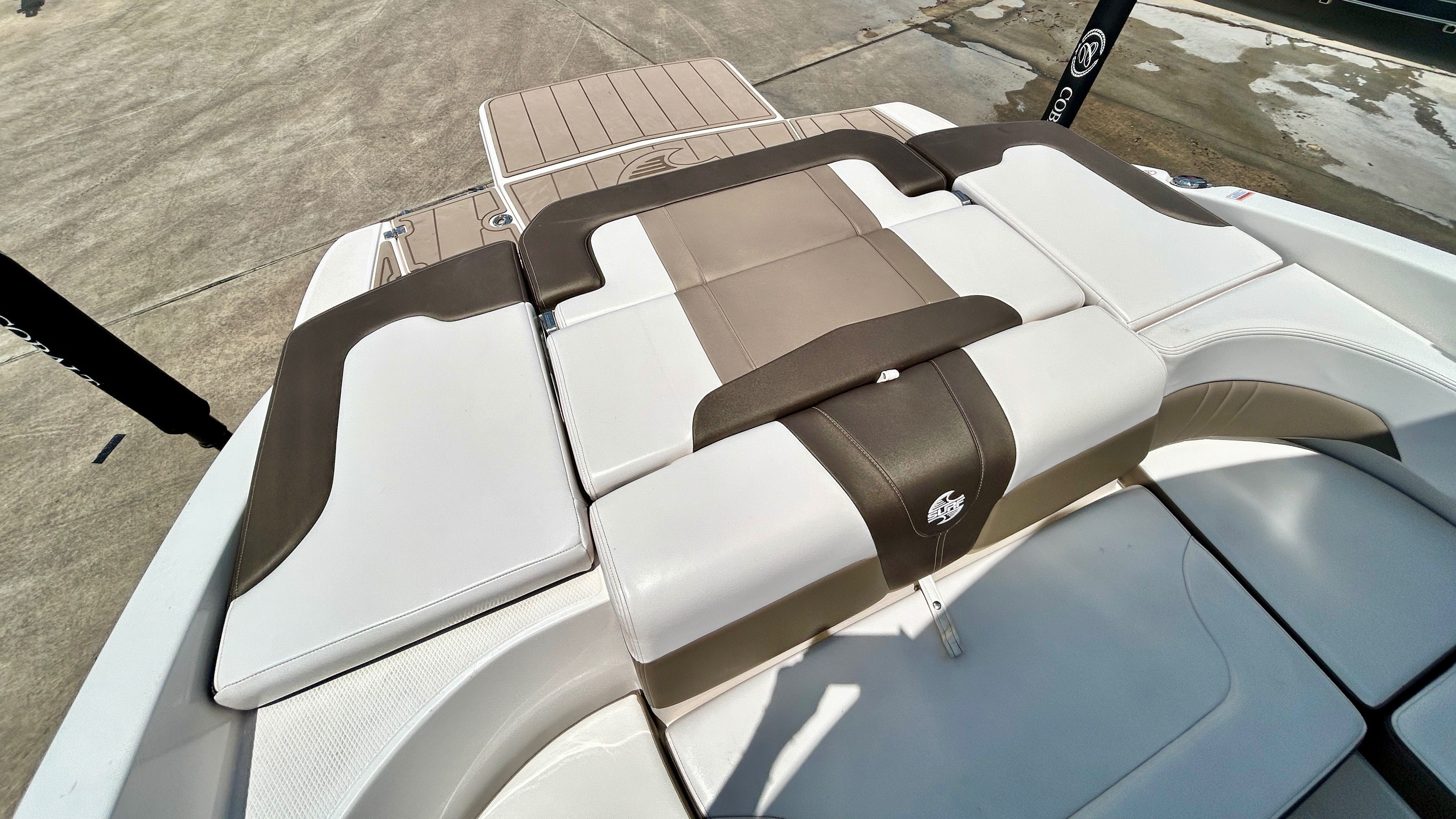 2018 Chaparral 23 Surf - 65