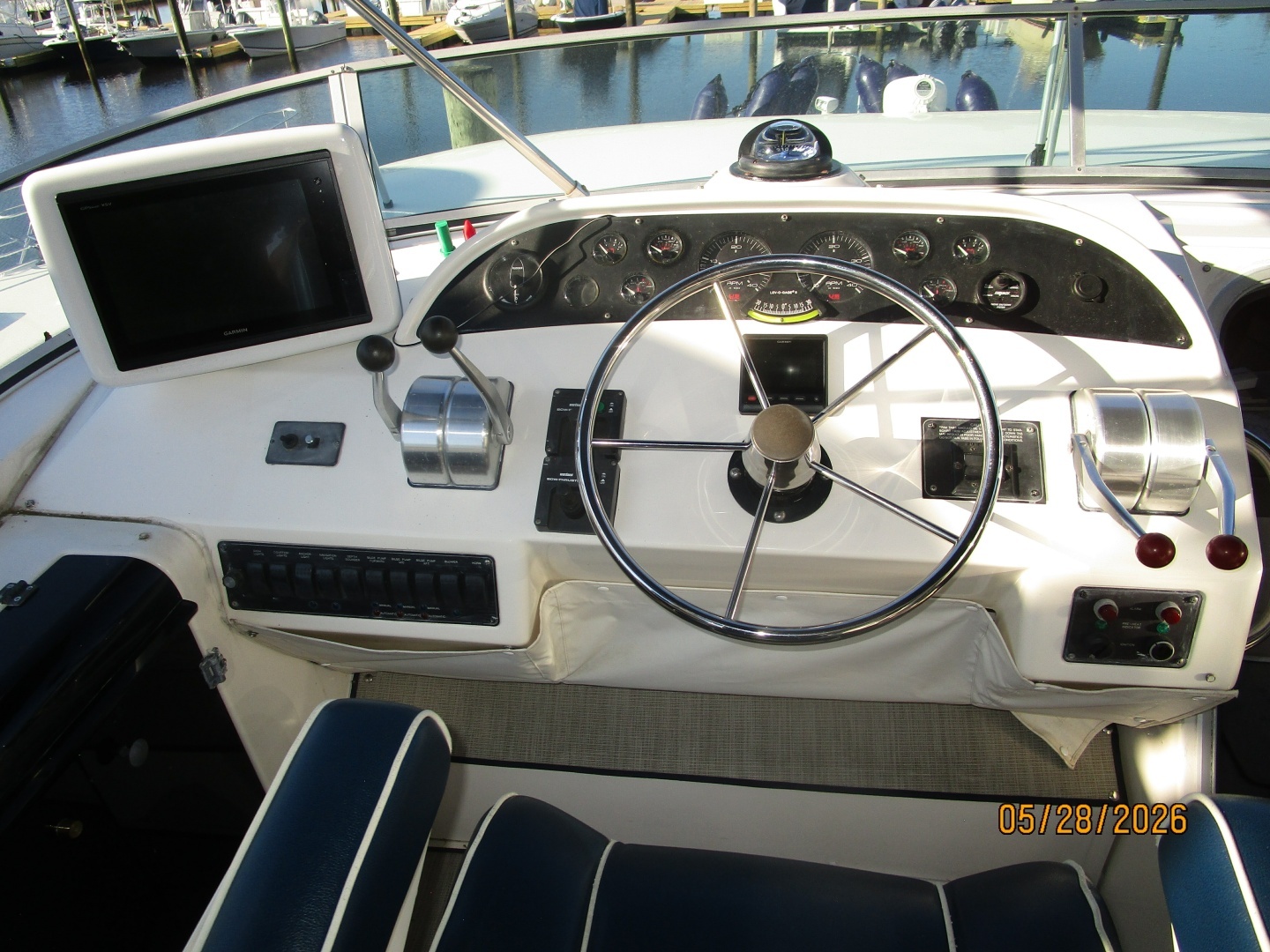 1998 Bayliner 4788 - Image 18