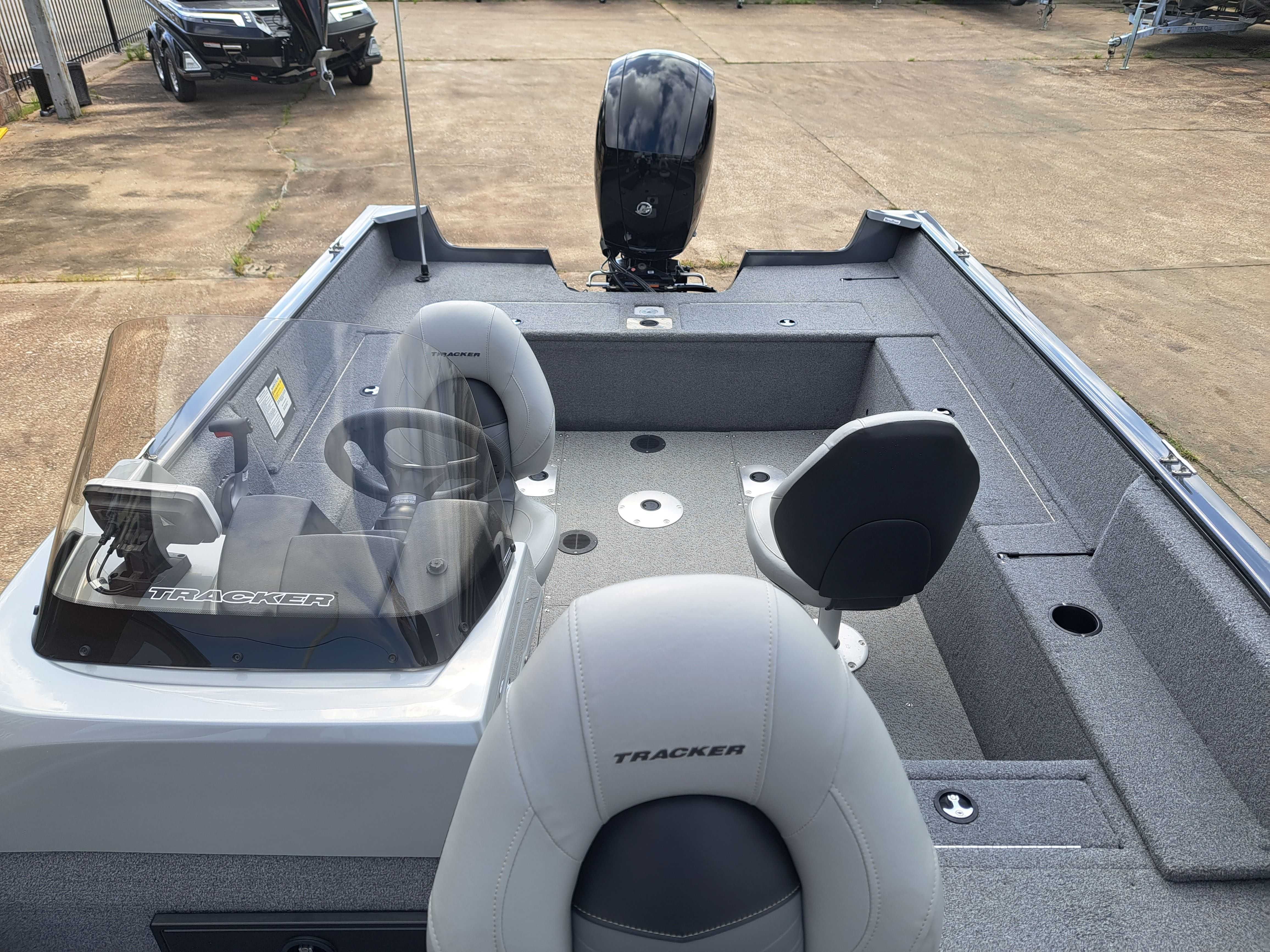 2019 Tracker PRO GUIDE 175 SC - 9