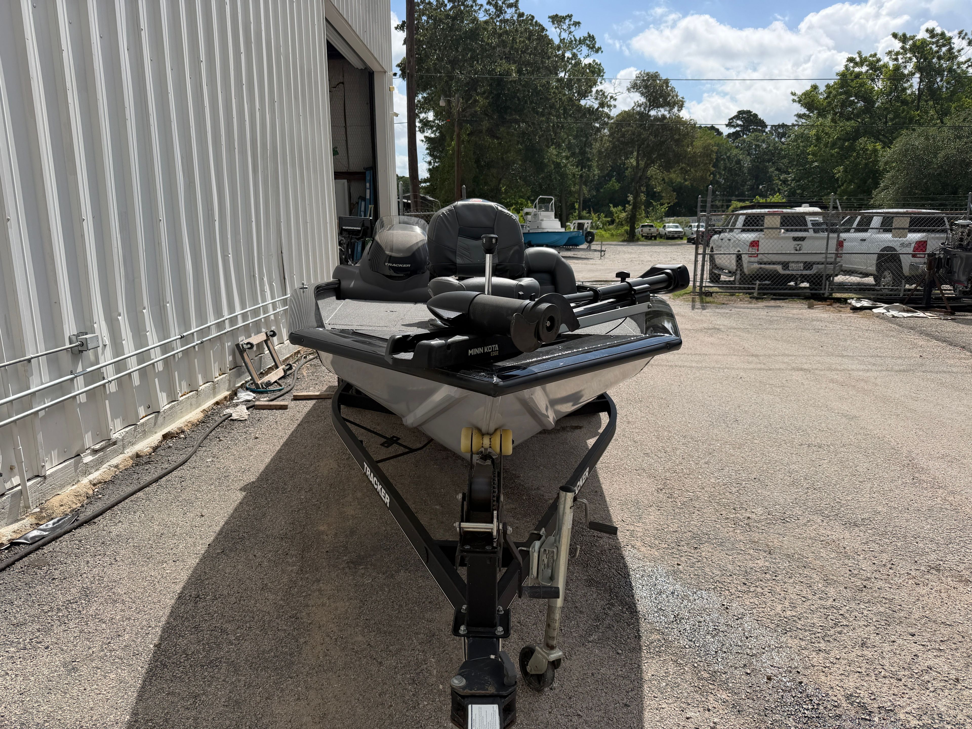 2020 TRACKER PRO TEAM 190 - Image 3
