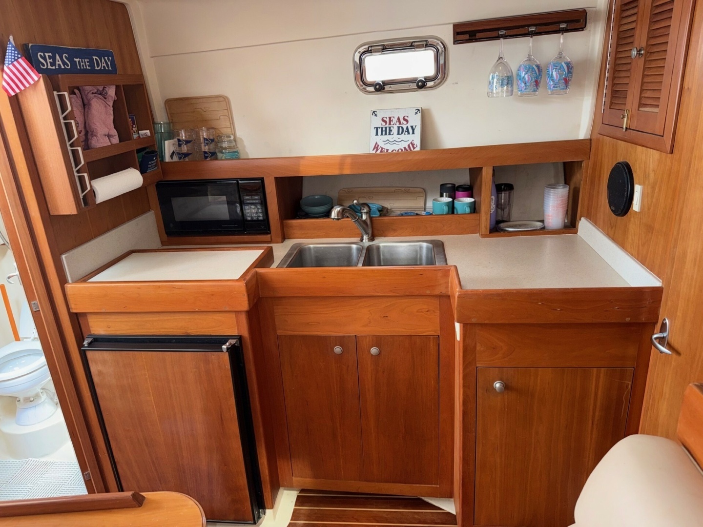 2003 Mainship 34' Pilot - Image 18
