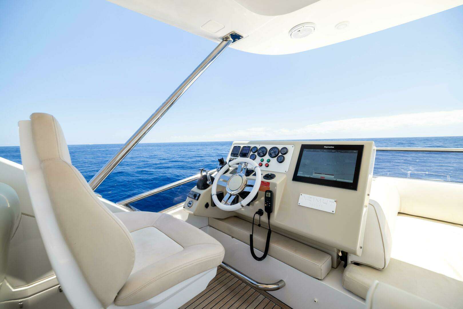 2015 Azimut 64 Flybridge - Image 52