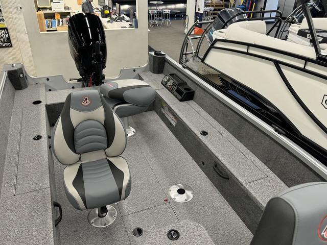 2024 Alumacraft Voyageur 175 Tiller - 5