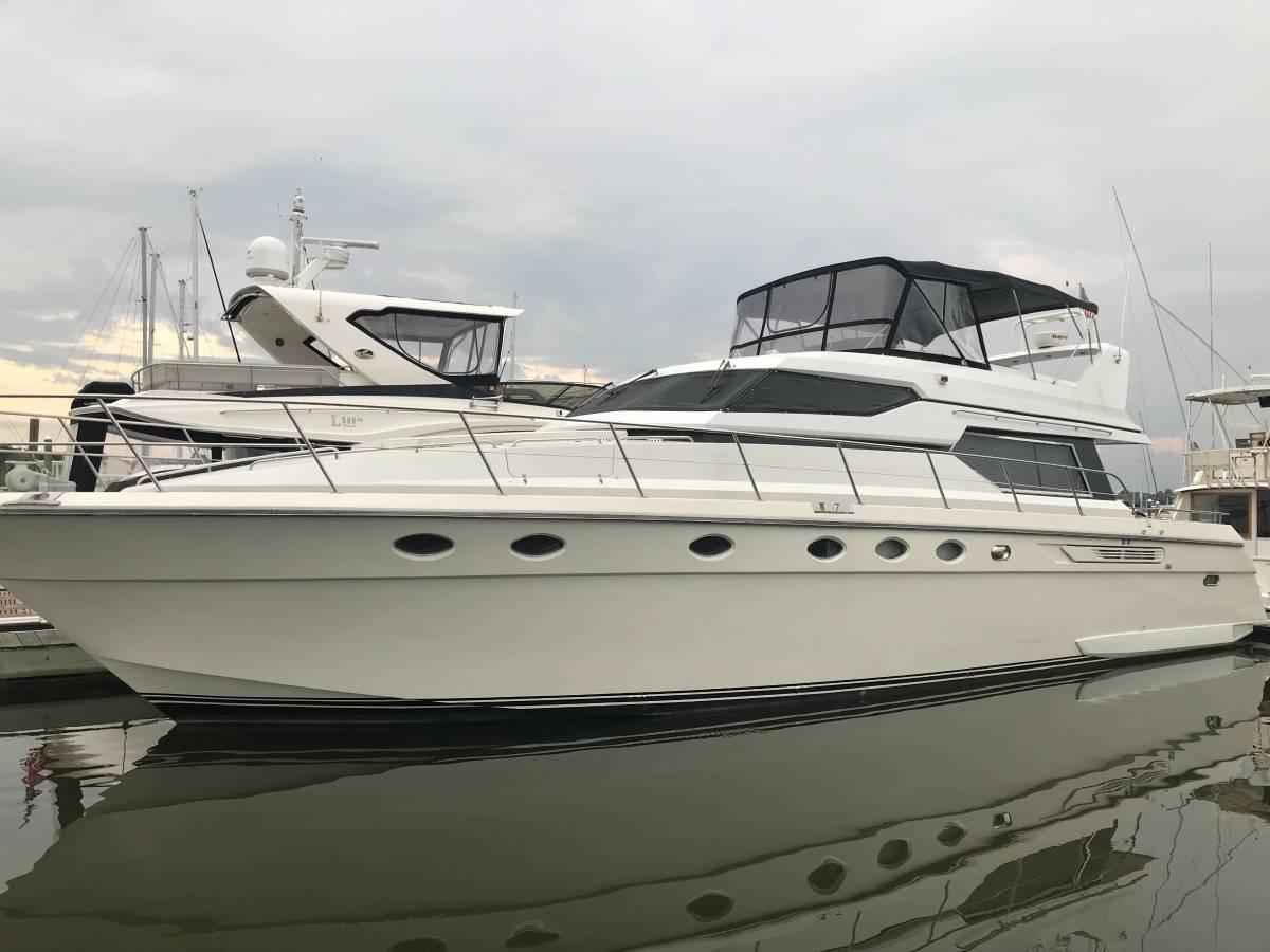 1989 Birchwood 54 Cockpit Motor Yacht