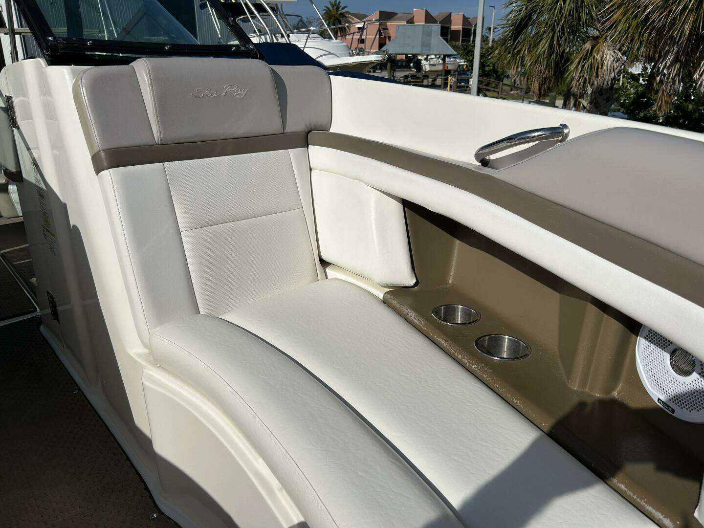 2013 Sea Ray 270 SLX - Image 25