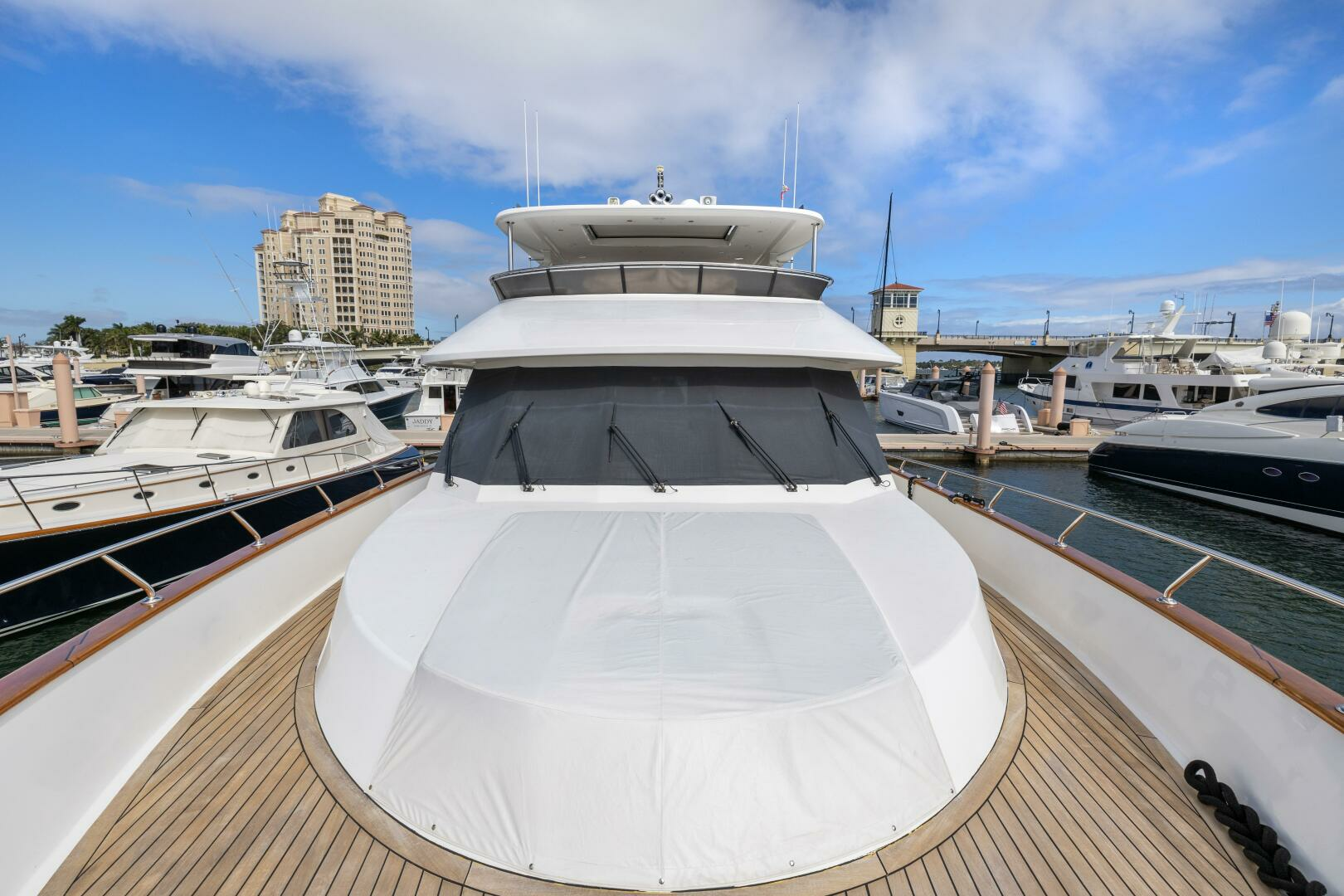 2010 Ocean Alexander 83 - Image 21