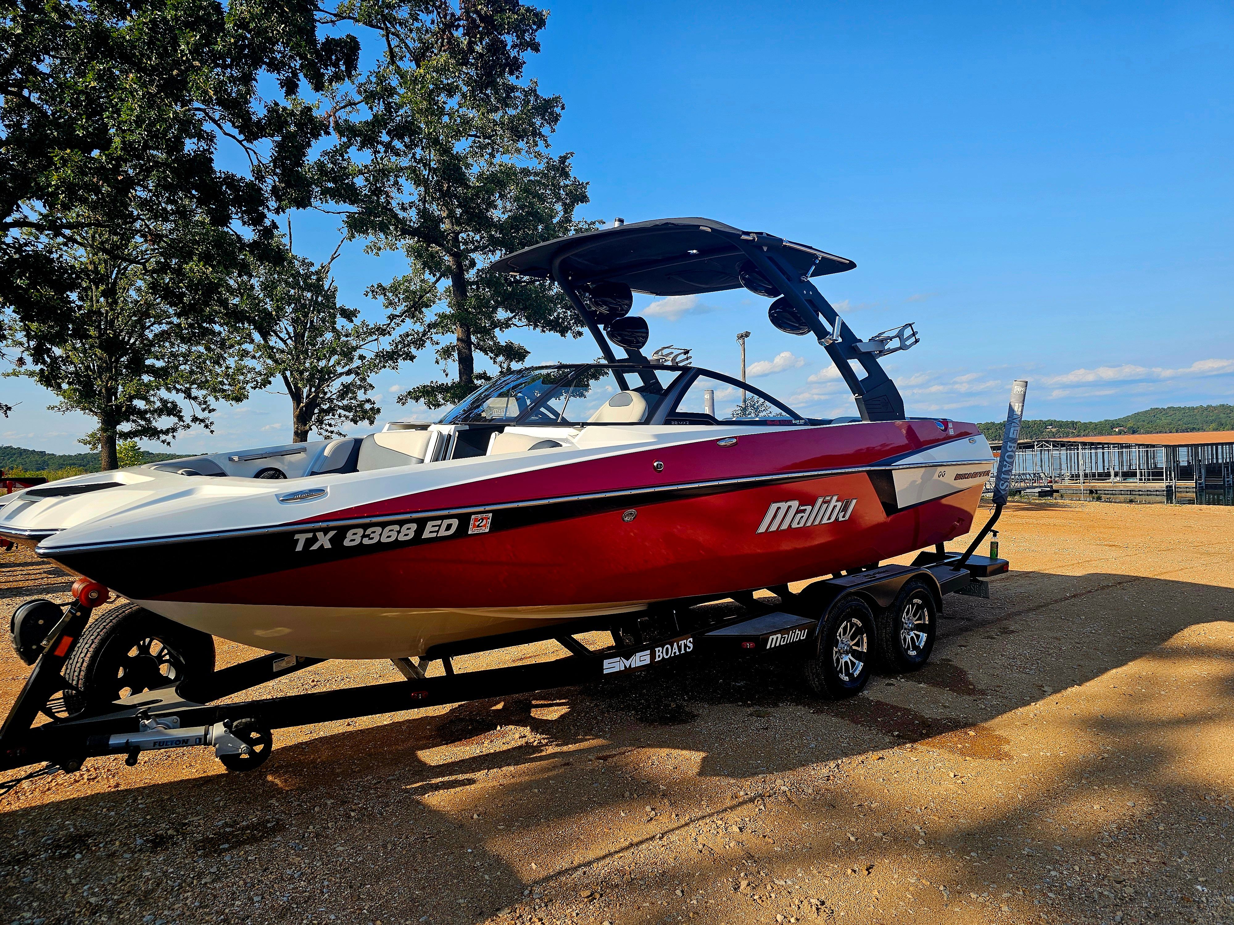 2017 Malibu Wakesetter 22 MXZ - 2