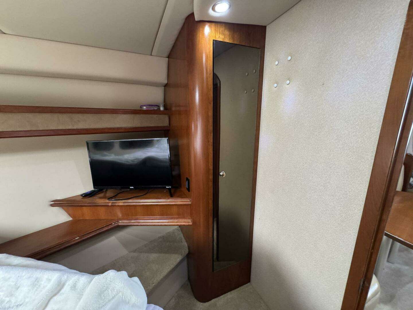 2003 Cruisers Yachts 3772 - Image 84