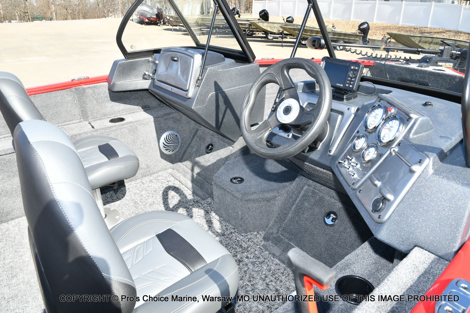 2026 Tracker Pro Guide V-175 WT w/150HP - 7