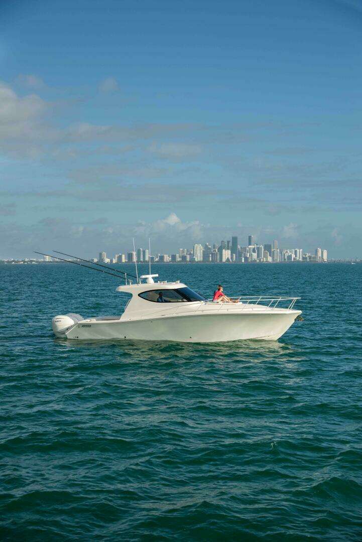 2026 Jupiter 41 Sport Bridge - Image 20