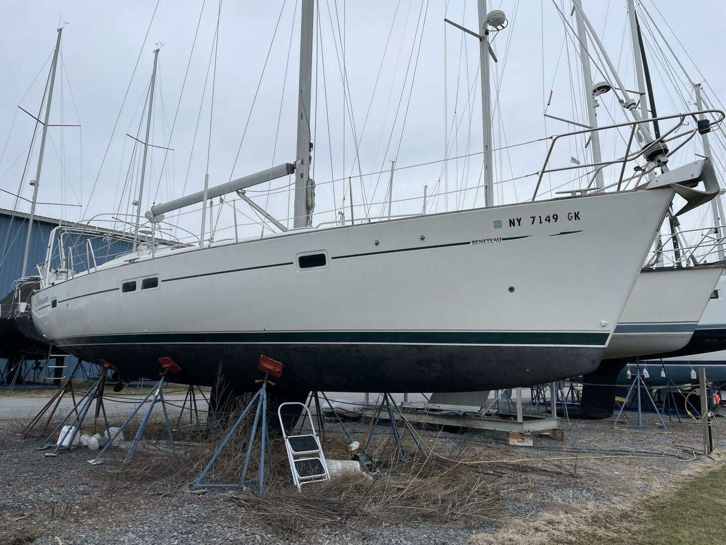 1998 Beneteau — - Image 4