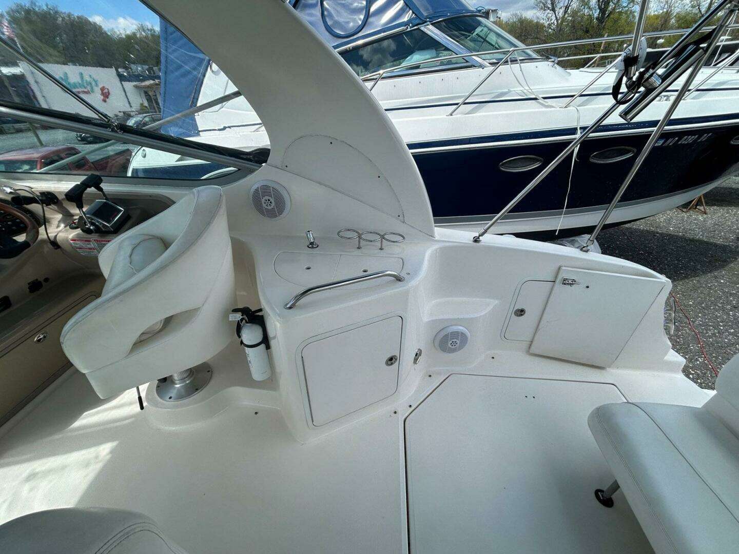 2004 Sea Ray 280 Sundancer - Image 9