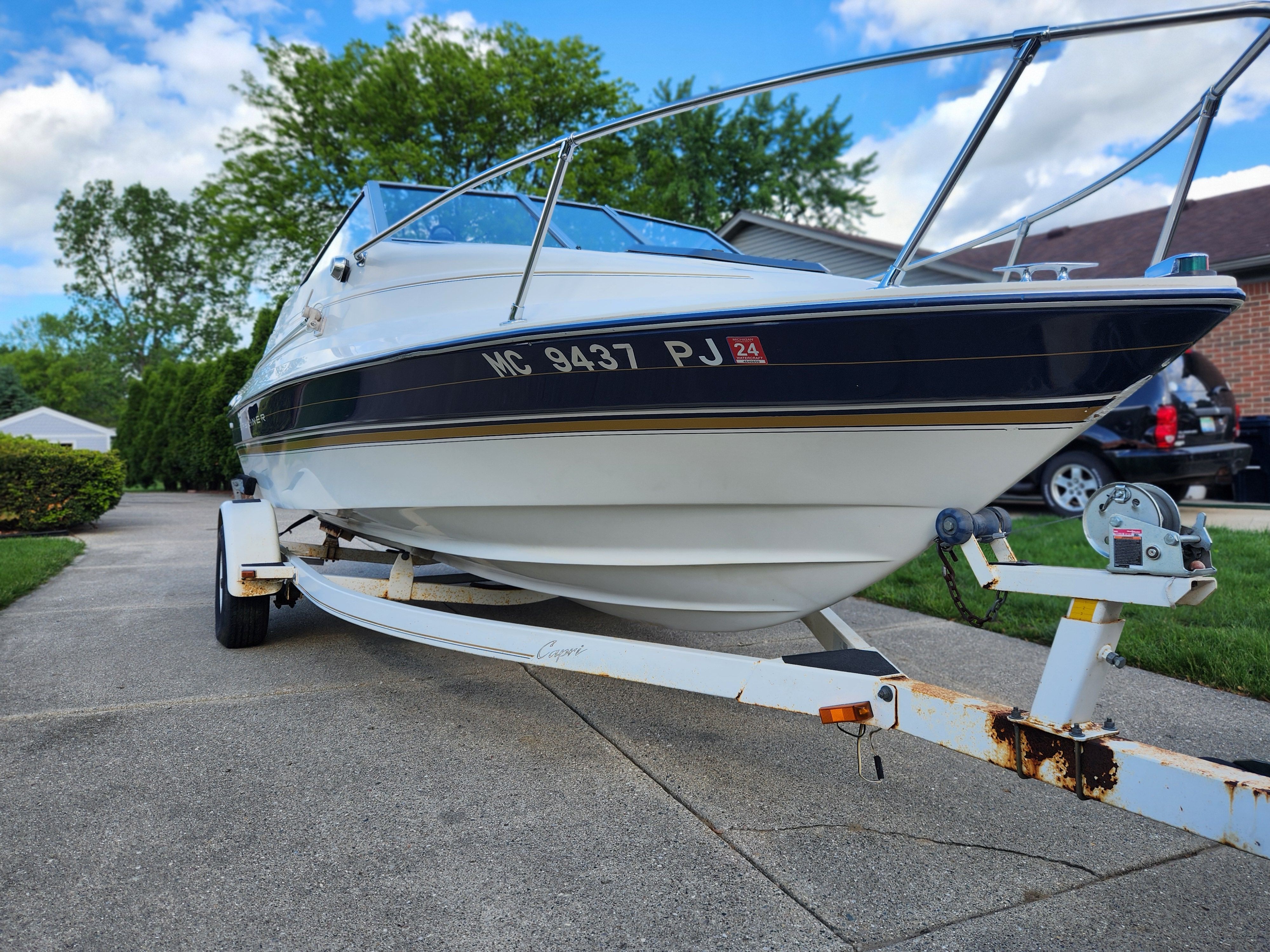 1996 Bayliner 1952 Capri Cuddy - 5