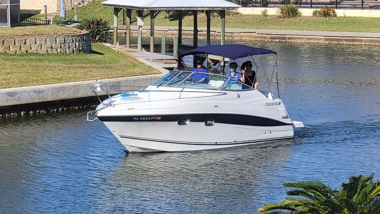 2004 Four Winns 248 Vista - 2