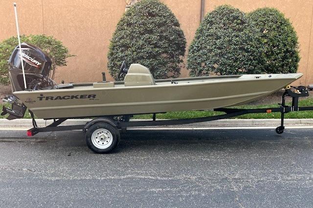 2026 Tracker Grizzly 1648 SC