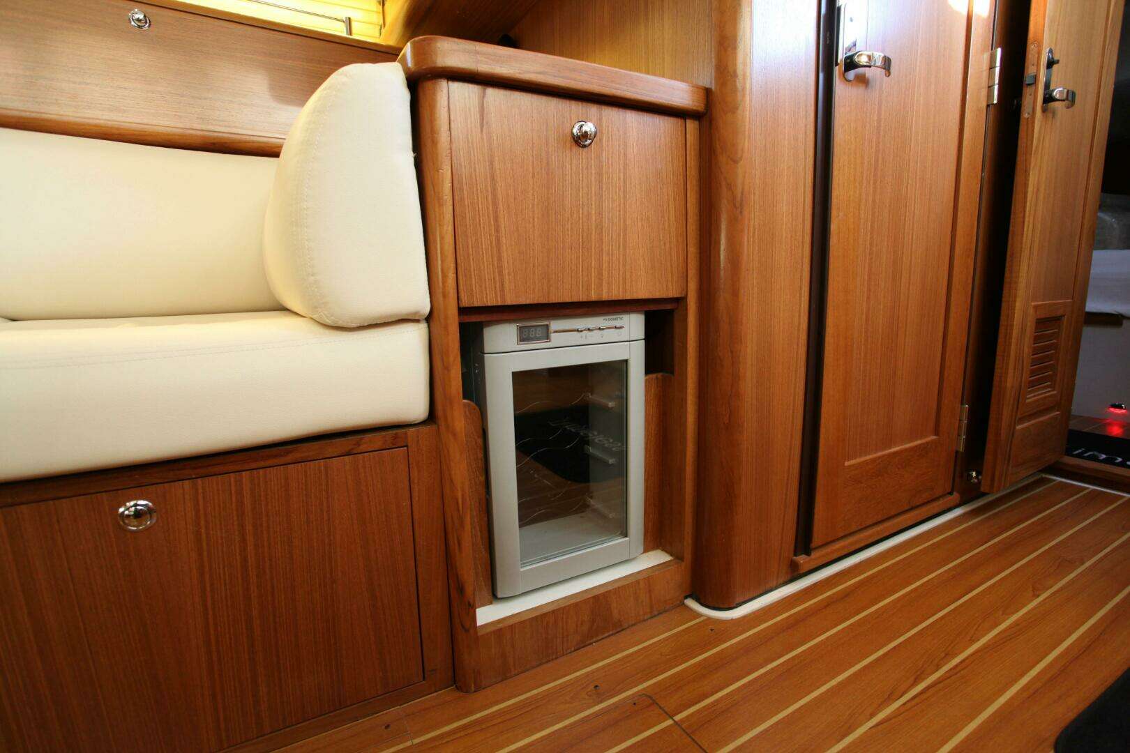 2025 Catalina 426 - Image 147