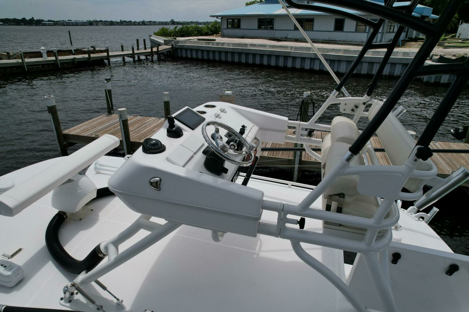 2017 Everglades — - Image 7