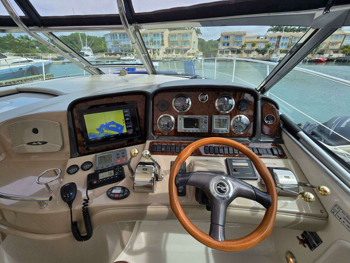 2004 Sea Ray 455 - Image 7