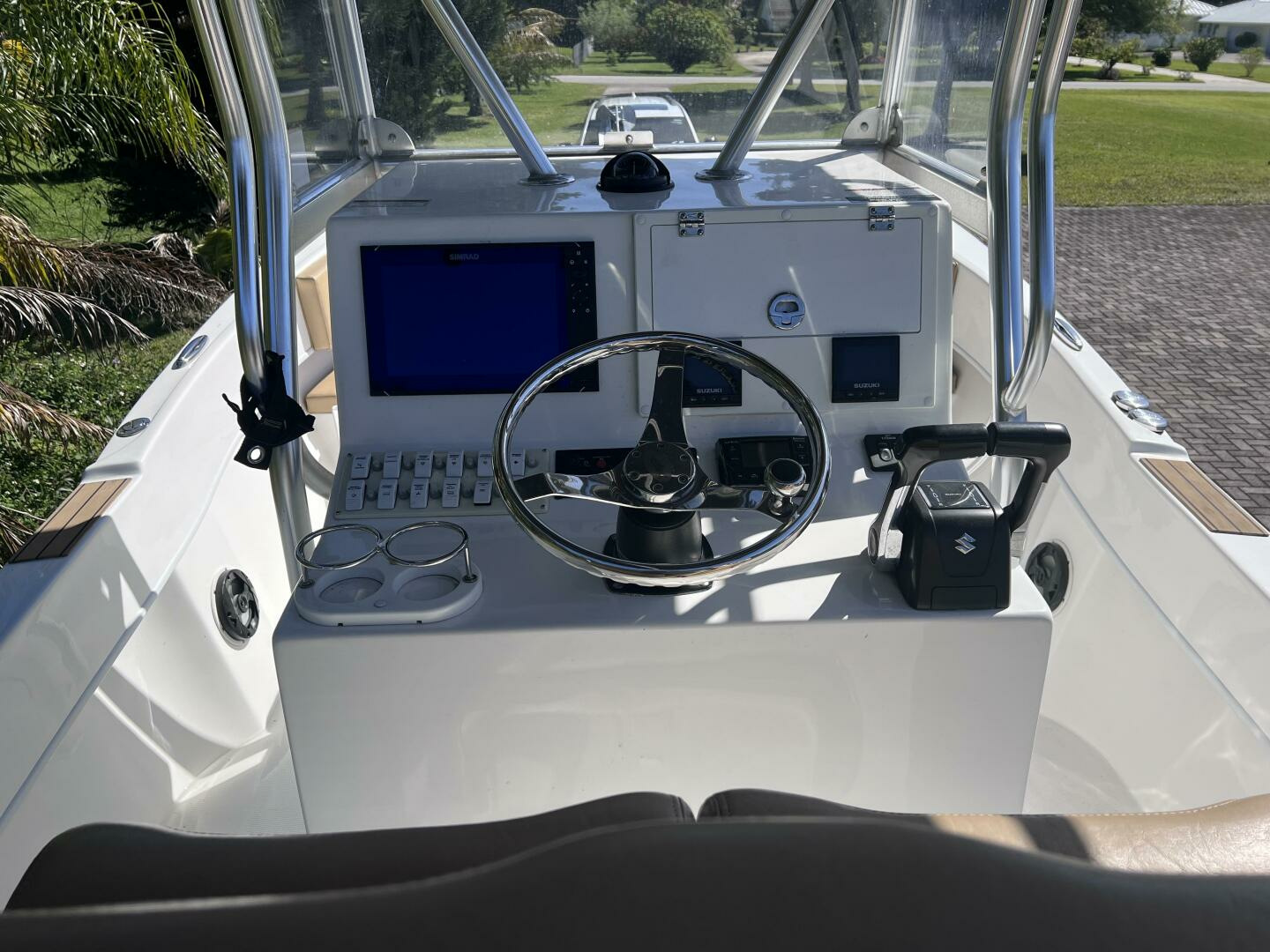 2022 Dusky 278 CENTER CONSOLE - Image 12