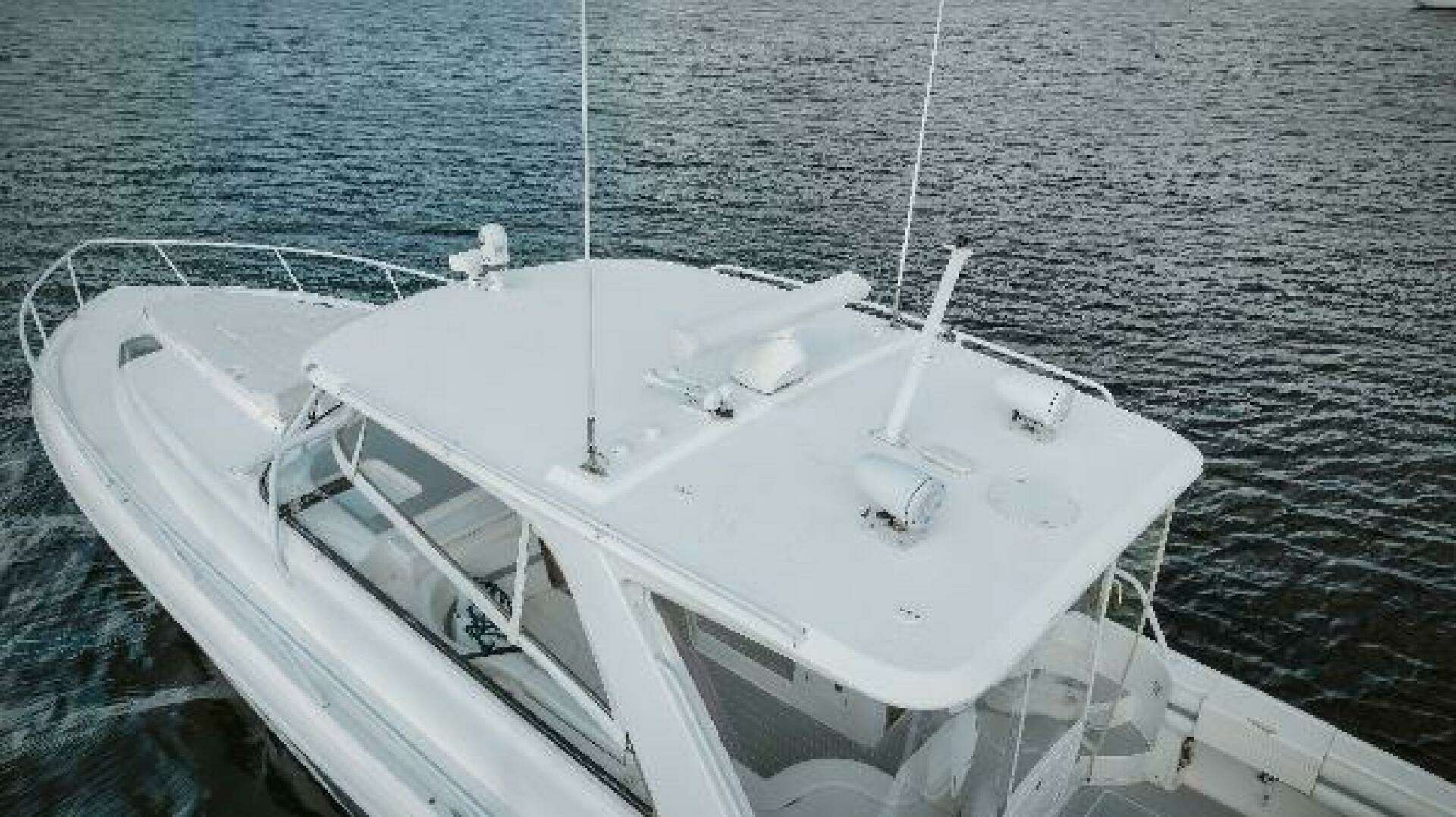 2018 Intrepid 475 Sport Yacht - Image 13