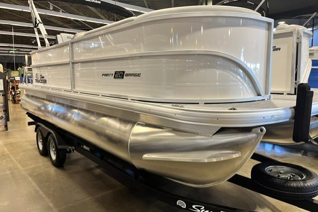 2026 Sun Tracker Party Barge 20 DLX