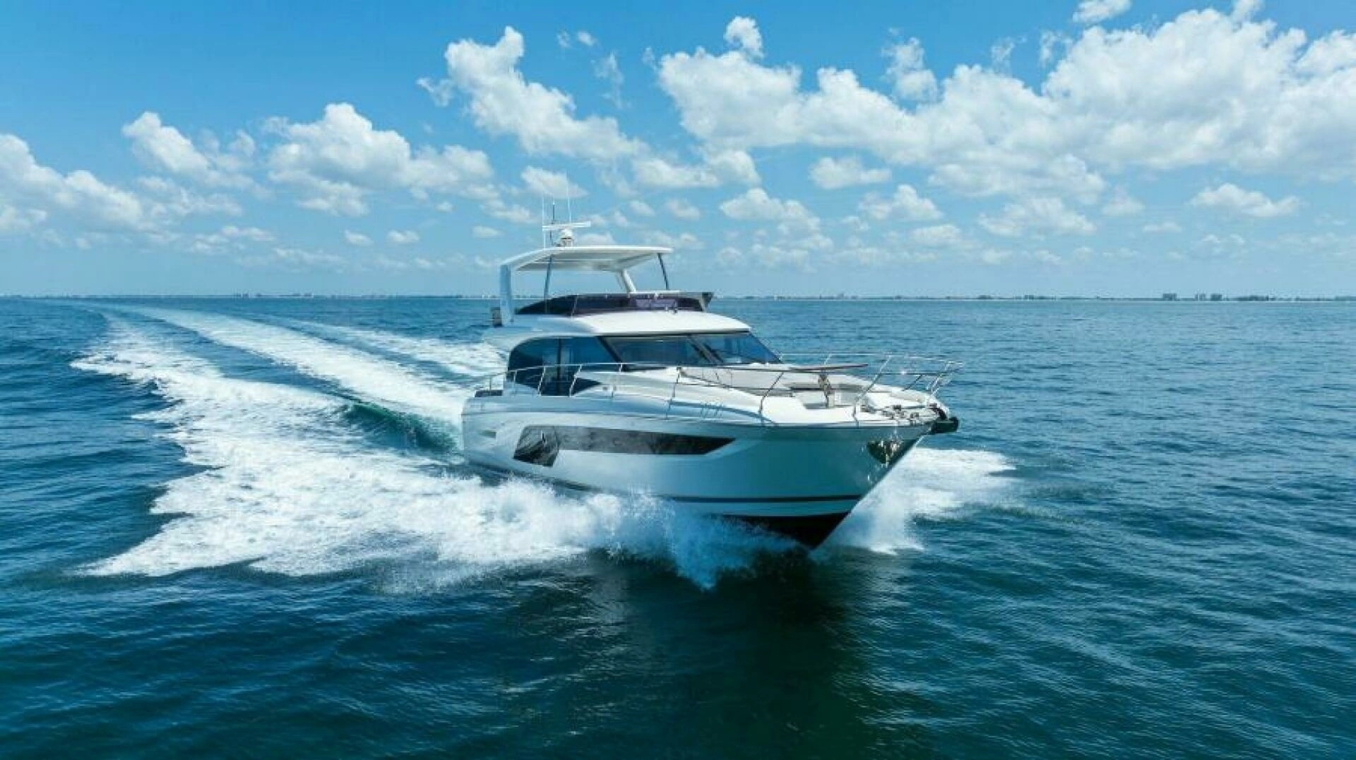 2022 Prestige 590 Flybridge - Image 77