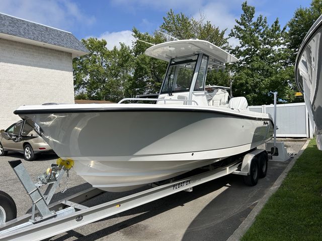2026 Edgewater 250CC Center Console