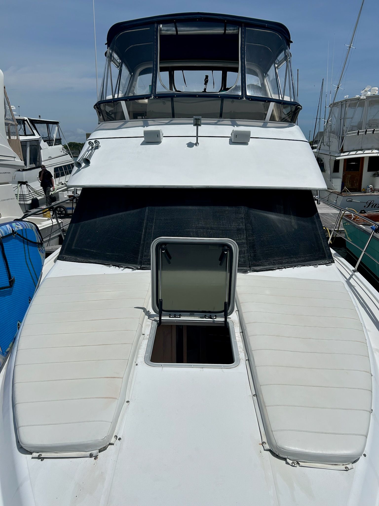 2000 Carver 356 Aft Cabin Motor Yacht docked at marina.
