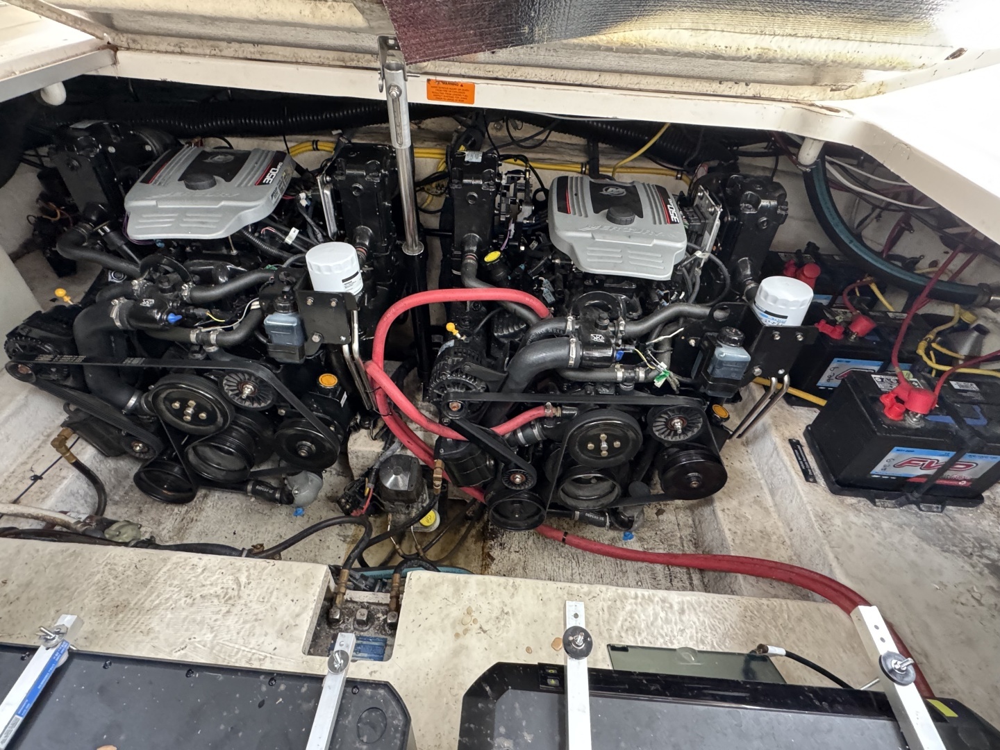 2008 Chaparral 310 Signature - Image 12