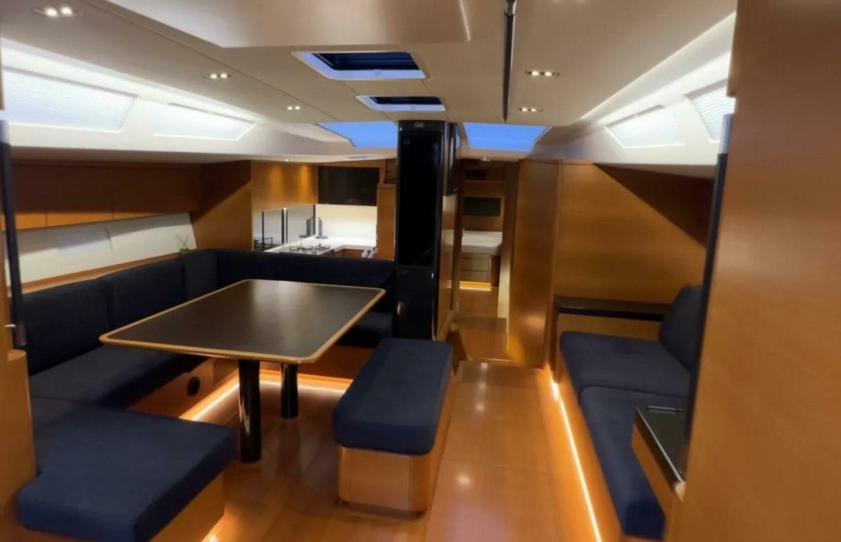 2016 Ice Yachts 62 evo - Image 4