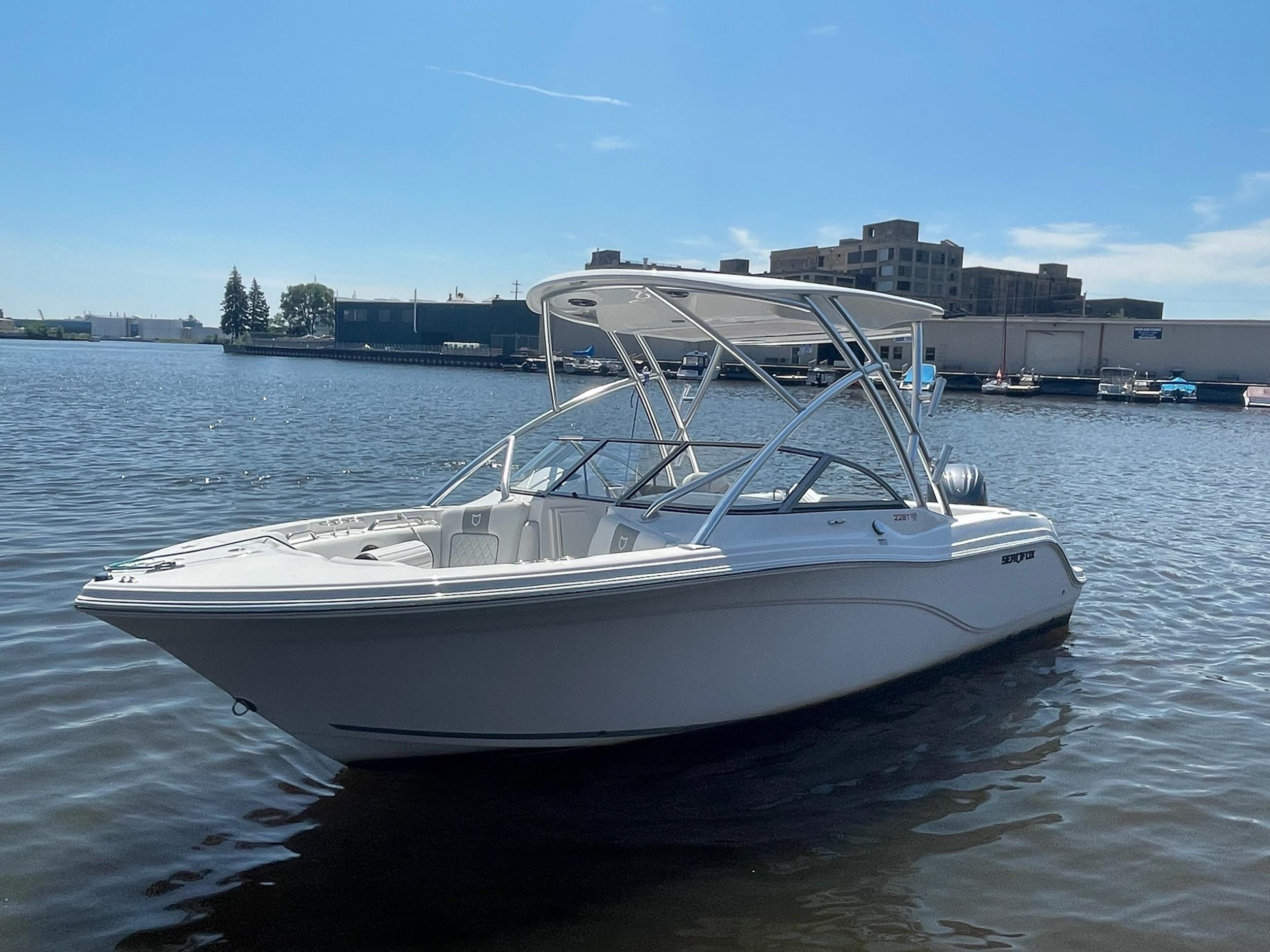 2024 Sea Fox 228 Traveler