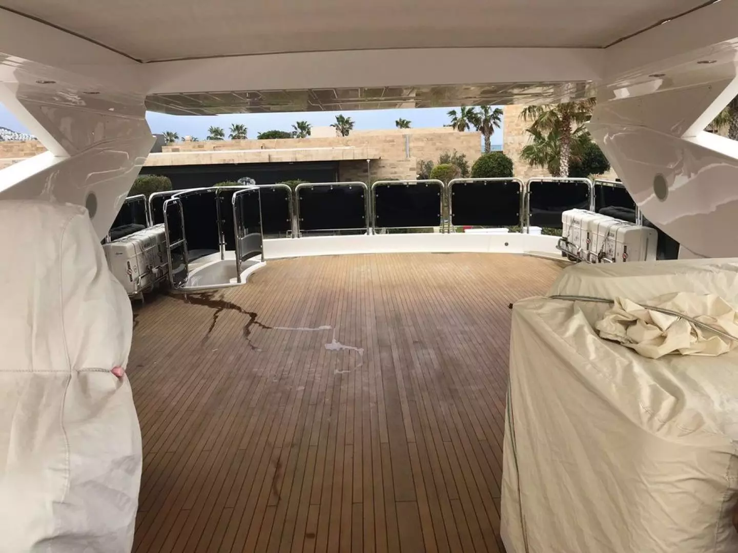 2011 Sunseeker Yacht - Image 24