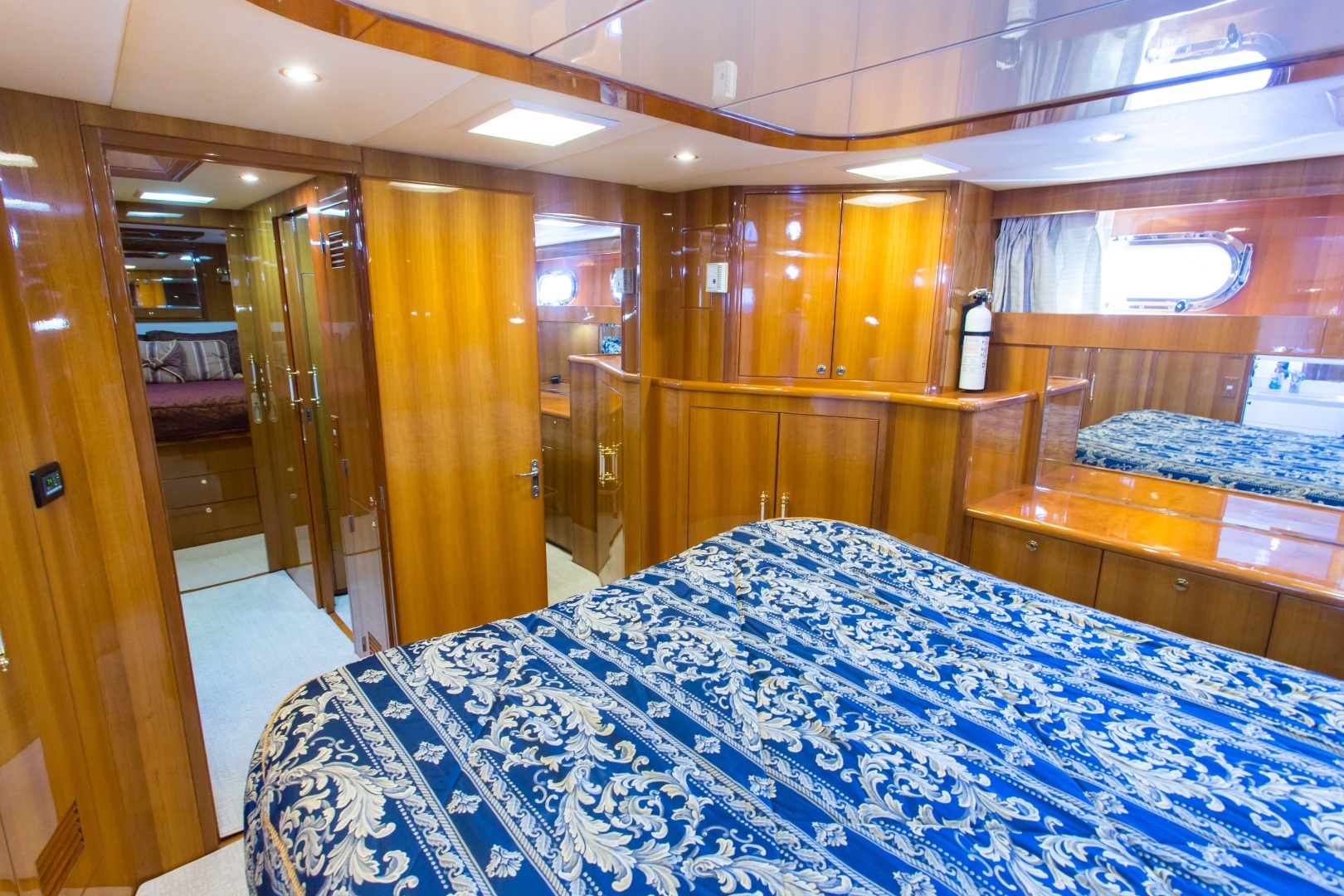 2003 Jefferson 57 Pilothouse - Image 69
