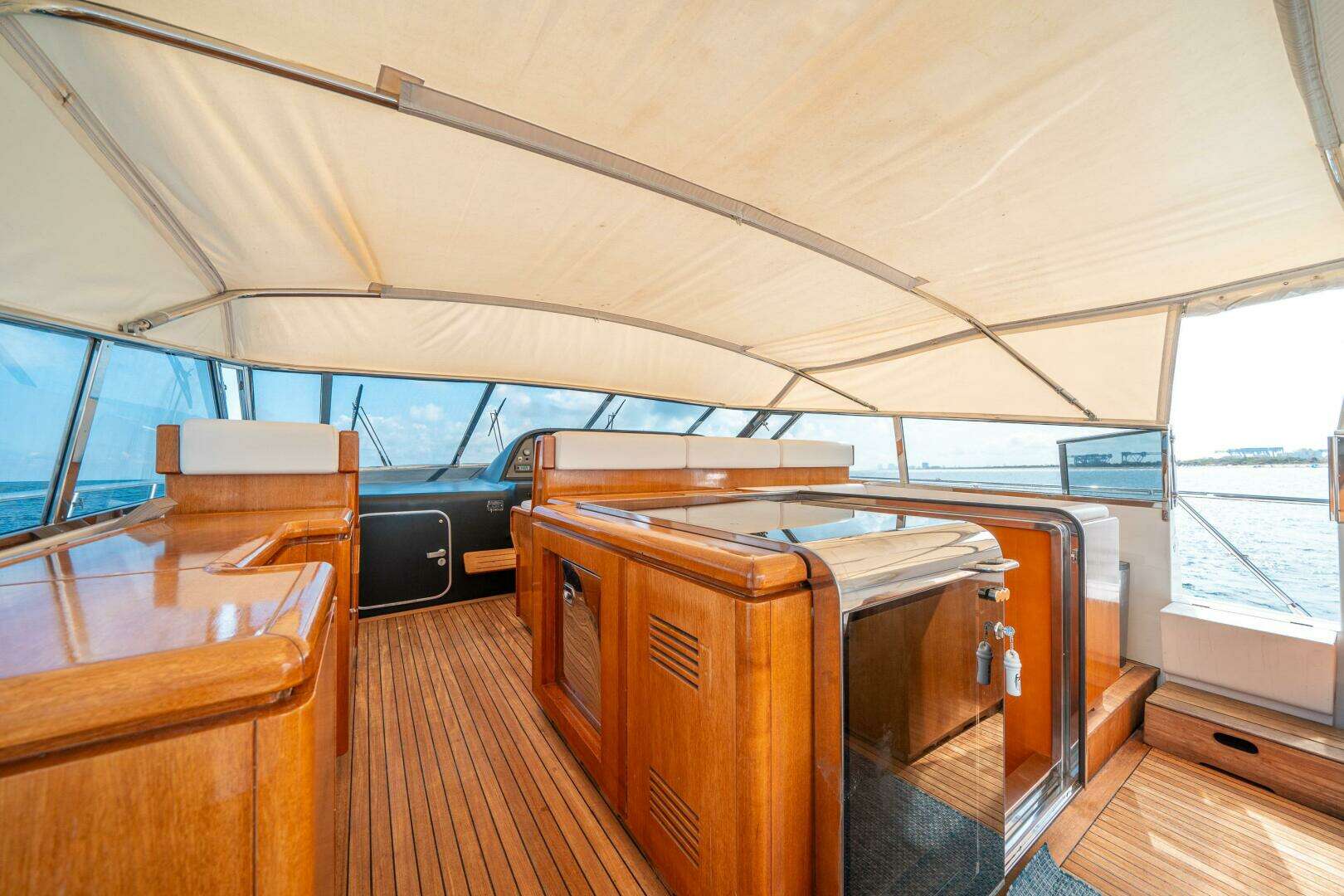 2001 Mangusta 80 - Image 20